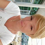Tania, 40
