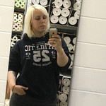 Diana, 35