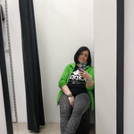 Marisabelle, 44