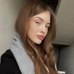 Viktori, 22